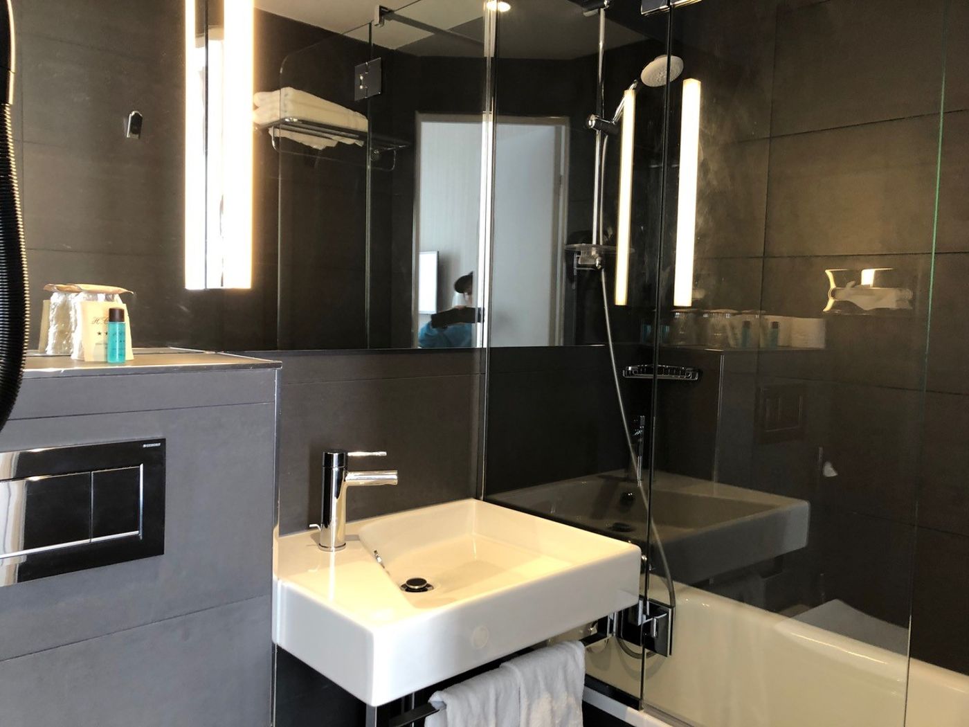 Charing-Cross-Room-16