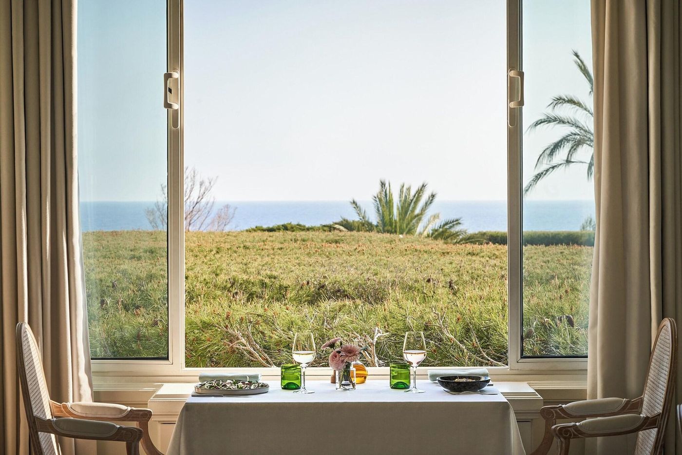 Grand-Hotel-du-Cap-Ferrat--A-Four-Seasons-Hotel-Restaurant-88