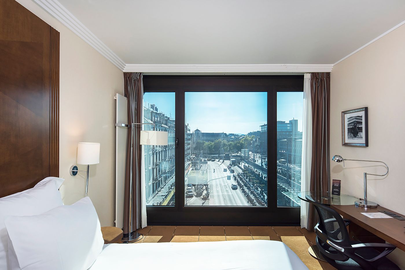 Warwick-Geneva-Room-16