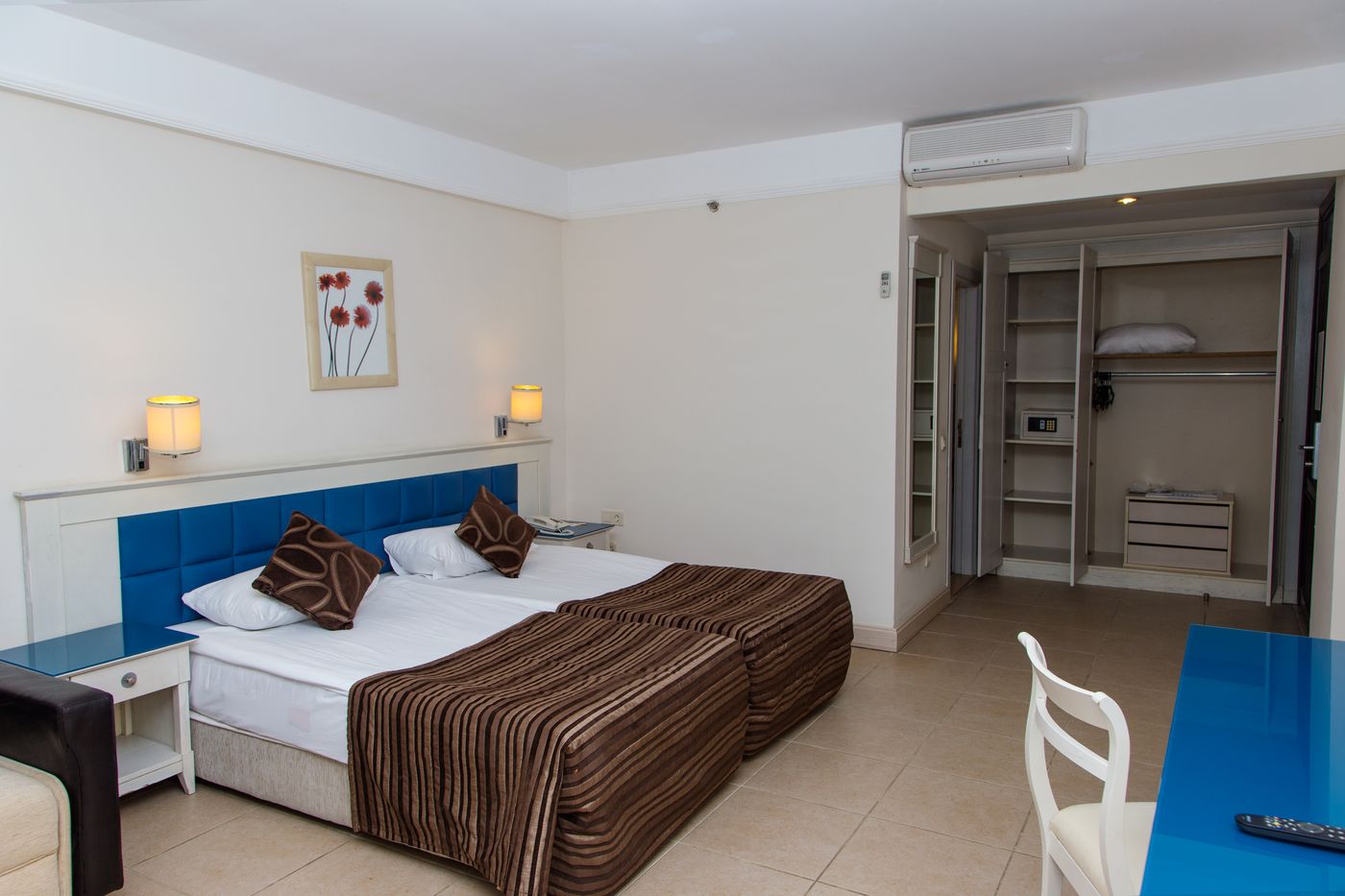 Champion Holiday Village