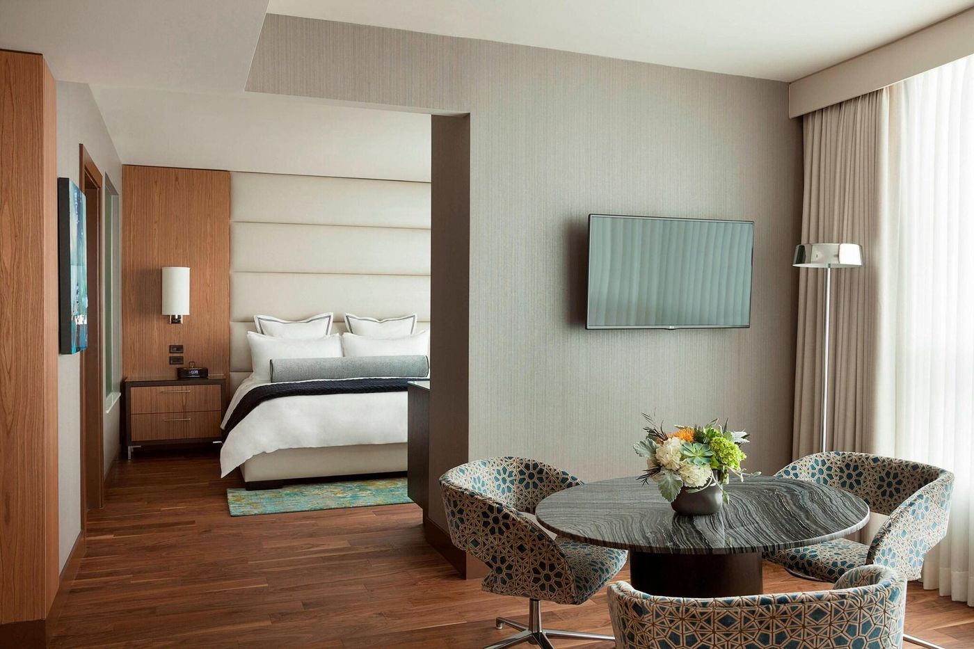 Vancouver-Marriott-Pinnacle-Downtown-Room-36