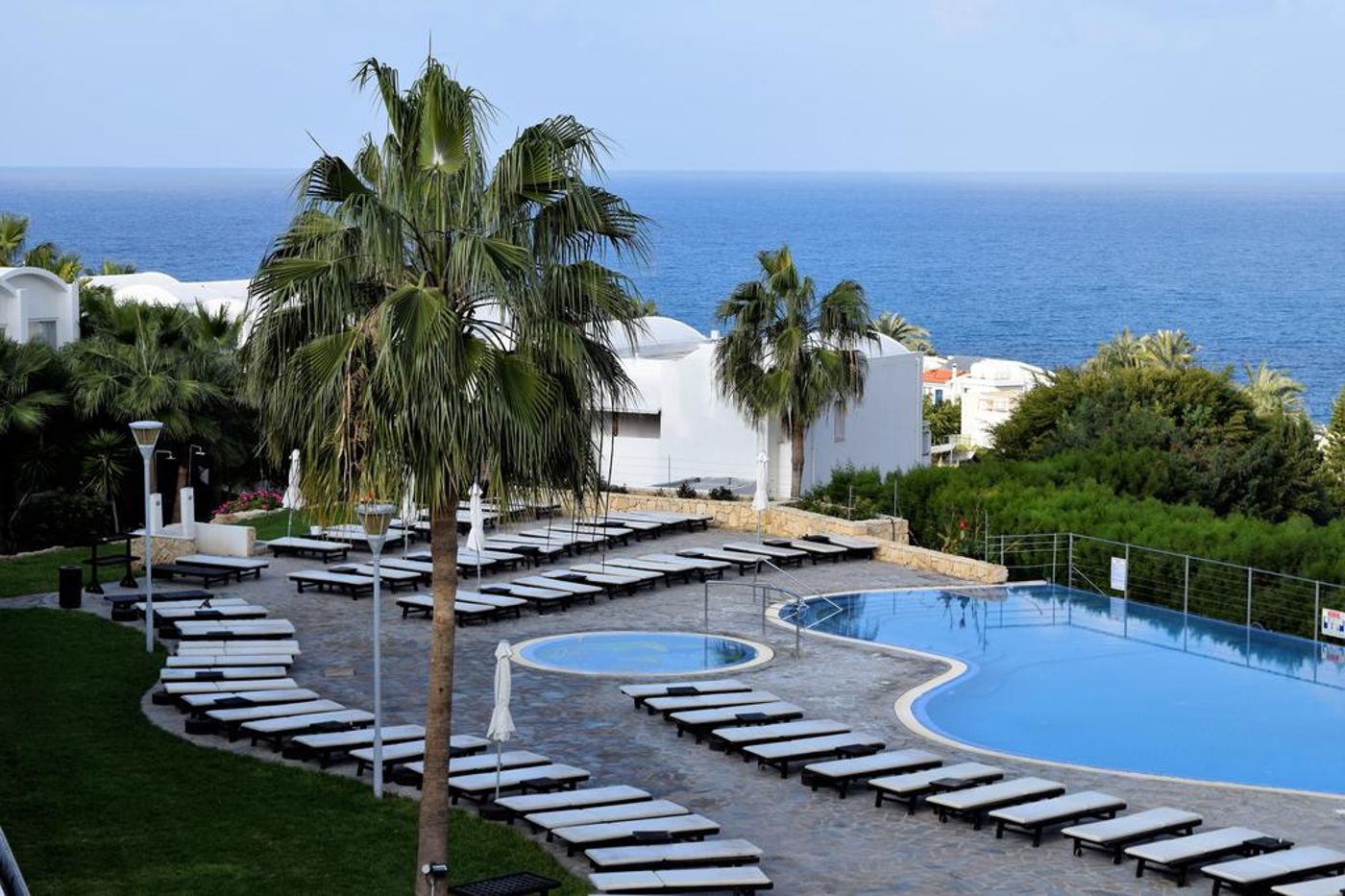 Theo Sunset Bay Holiday Village