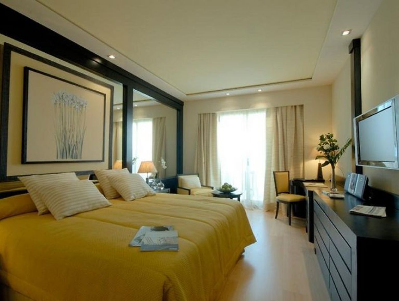 Las Arenas Balneario Resort