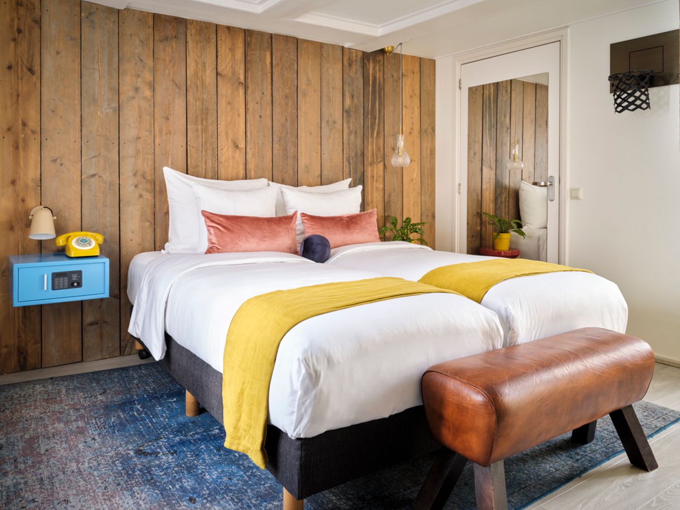 Max-Brown-Hotel-Canal-District--part-of-Sircle-Collection-Room-5