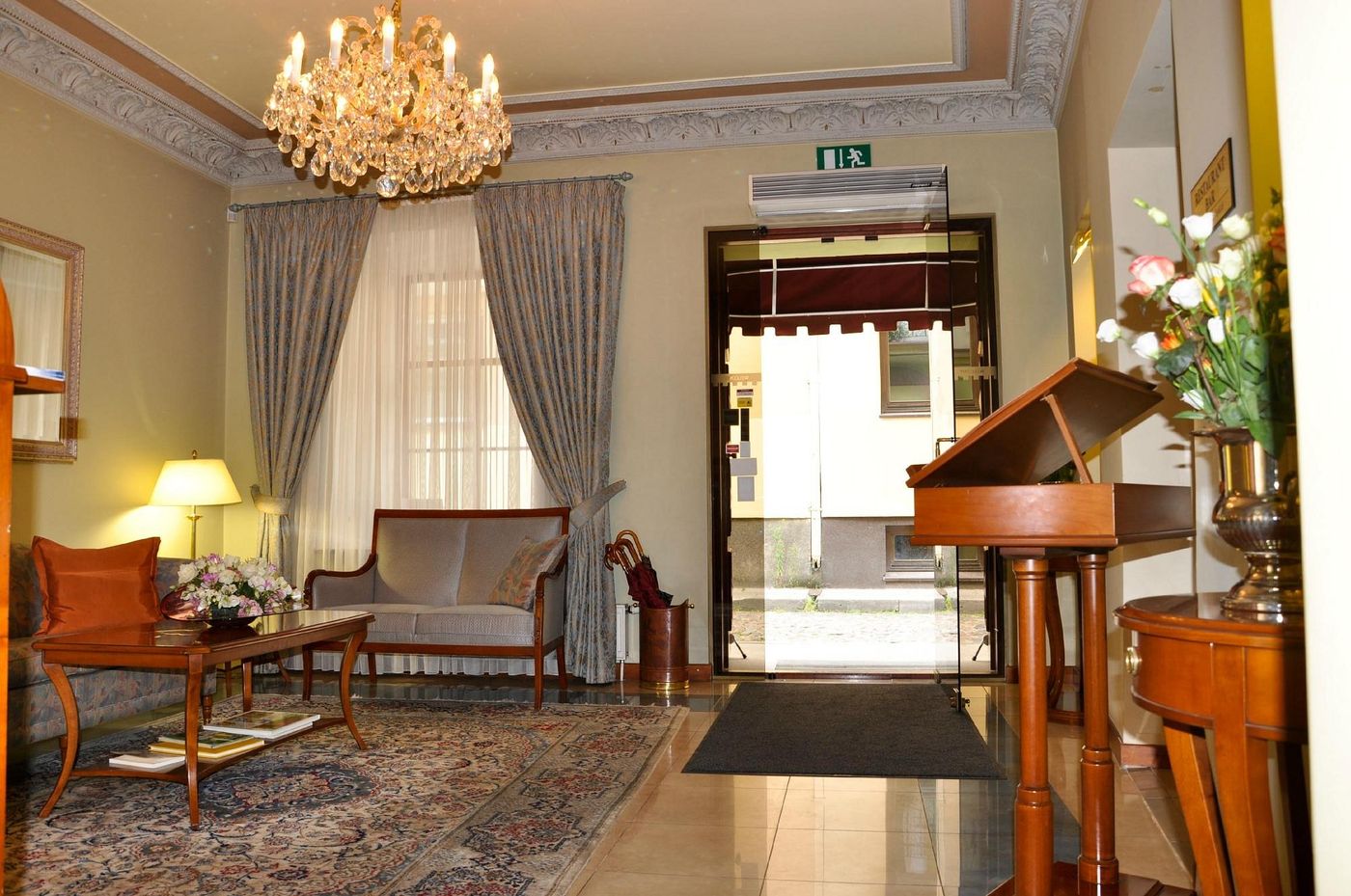 Grotthuss Boutique Hotel-Lithuania-VILNIUS-General view-1