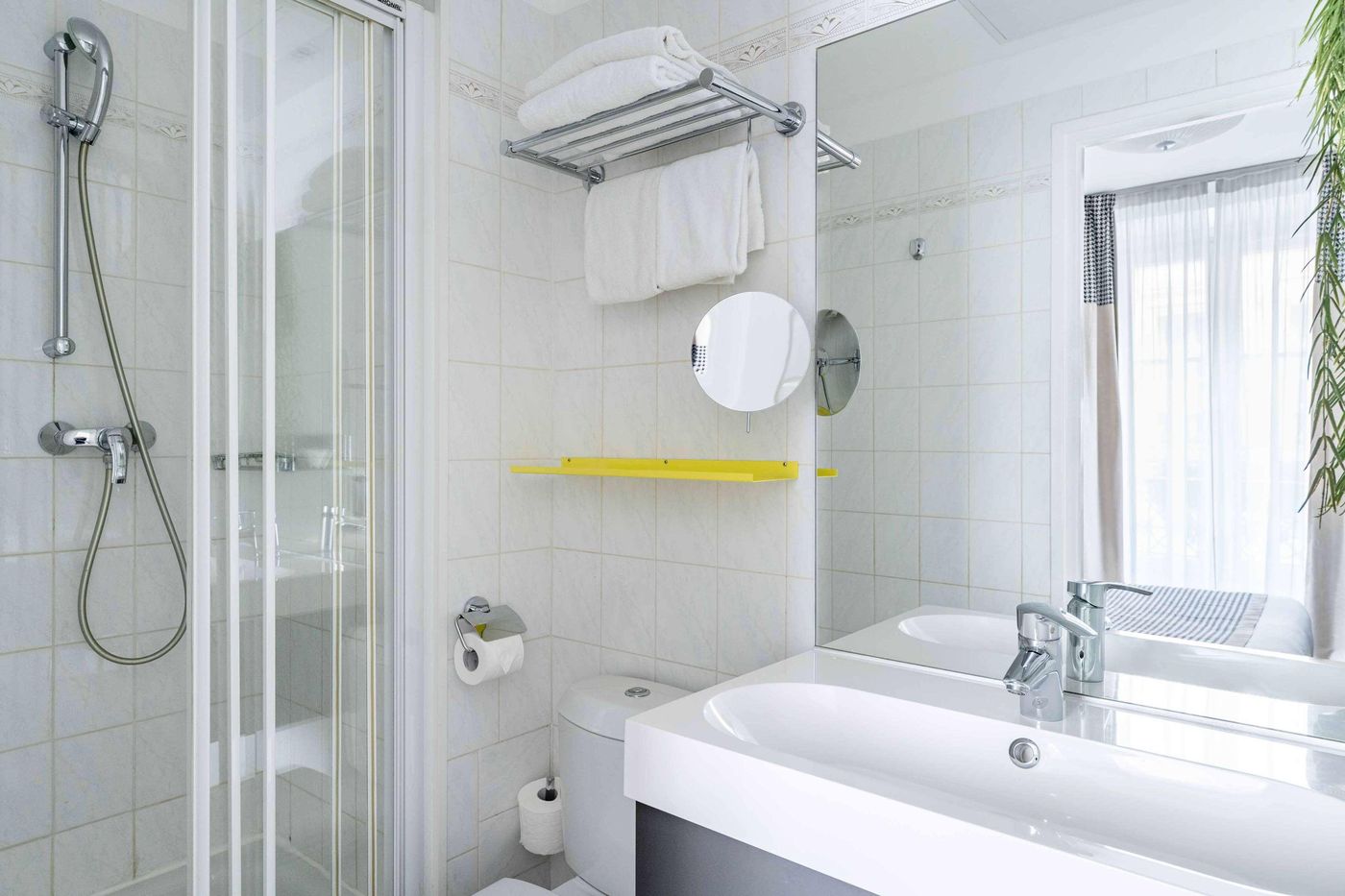 George-Astotel-Room-35