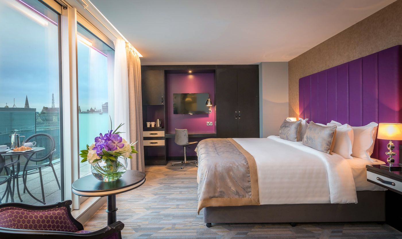 Trinity-City-Hotel-Room-28