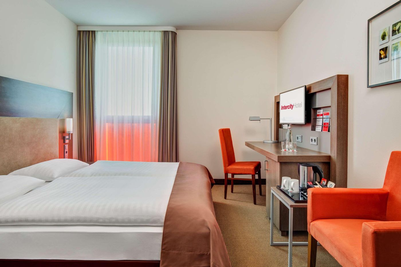 IntercityHotel-Berlin-Airport-Area-North-Room-21