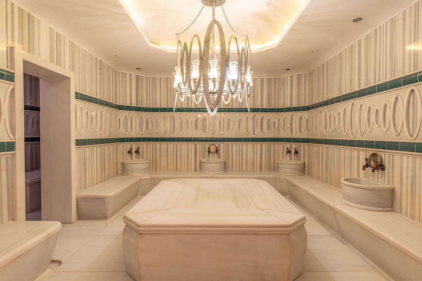 Wyndham-Grand-Istanbul-Kalamis-Marina-Hotel-Sports-and-Entertainment-37