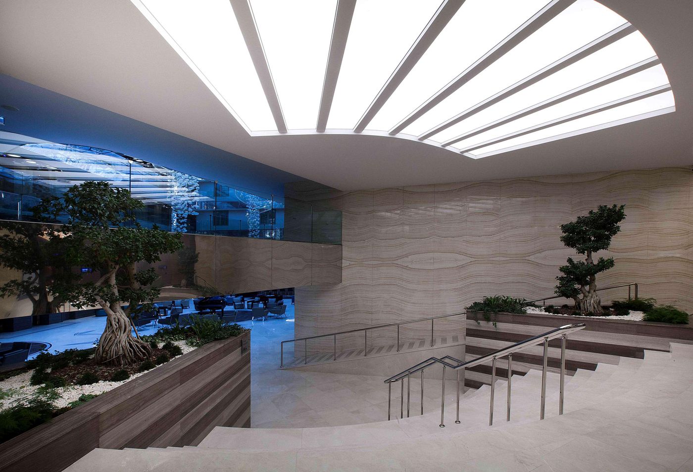 Radisson-Blu-Hotel-Istanbul-Sisli-Lobby-20