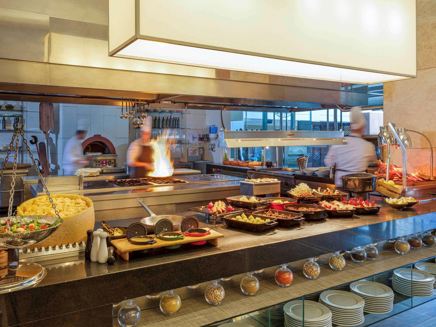 Swissotel-Grand-Efes-Izmir-Restaurant-51