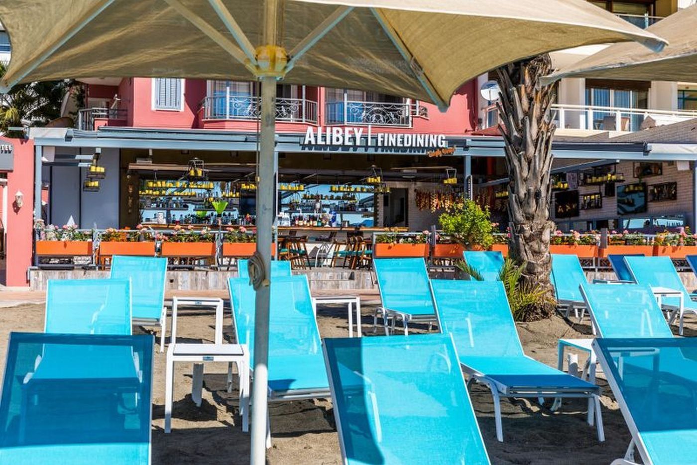 Kahveci-Alibey-Luxury-Concept-Terrace-2