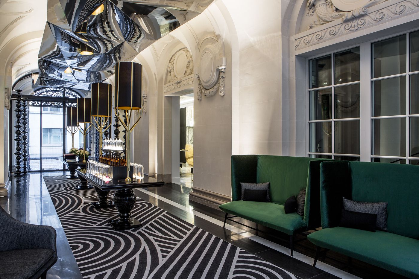 La-Clef-Champs-Elysees-by-The-Crest-Collection-Lobby-2