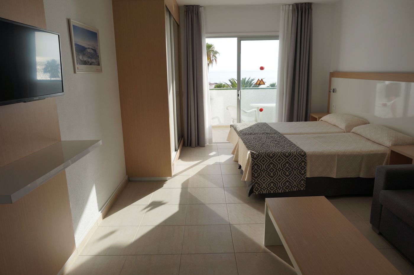 El Sombrero Apartments