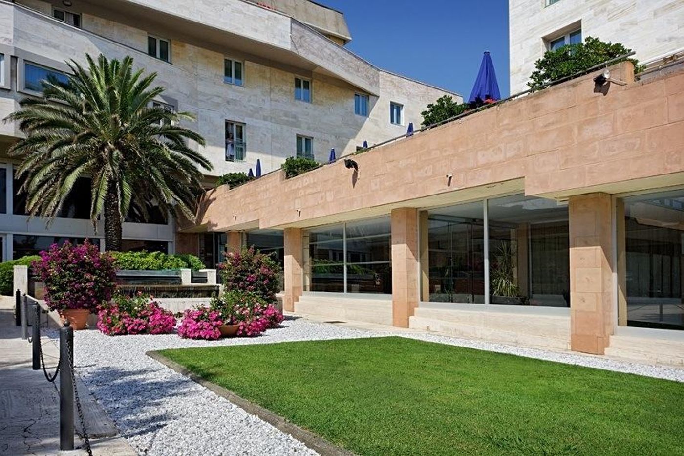 Grand Hotel Continental-Italy-TIRRENIA-General view-2