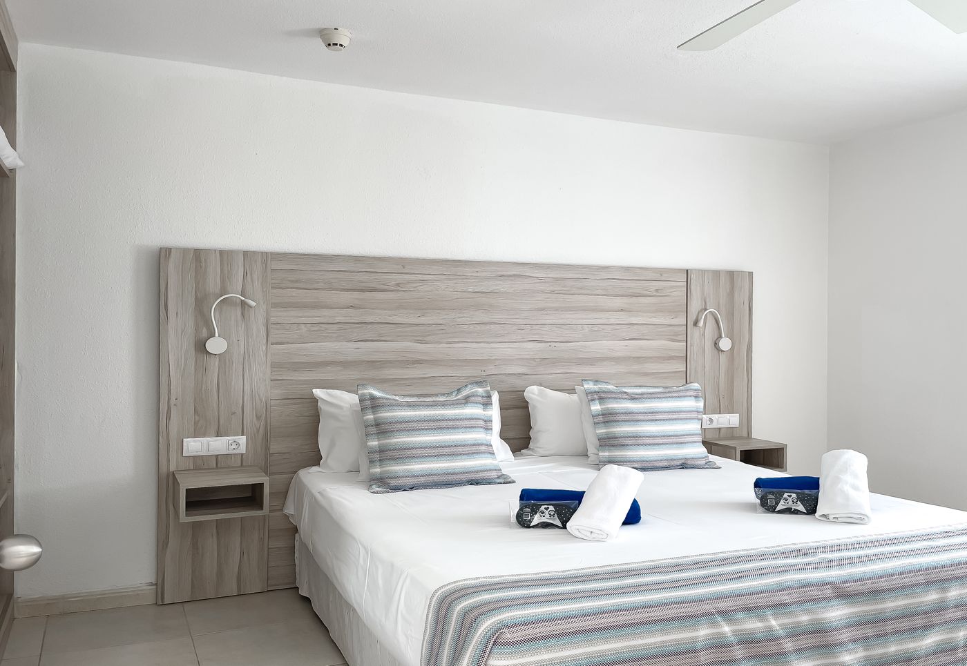 Playa-del-Sol-Apartments---Adults-Only-Room-28