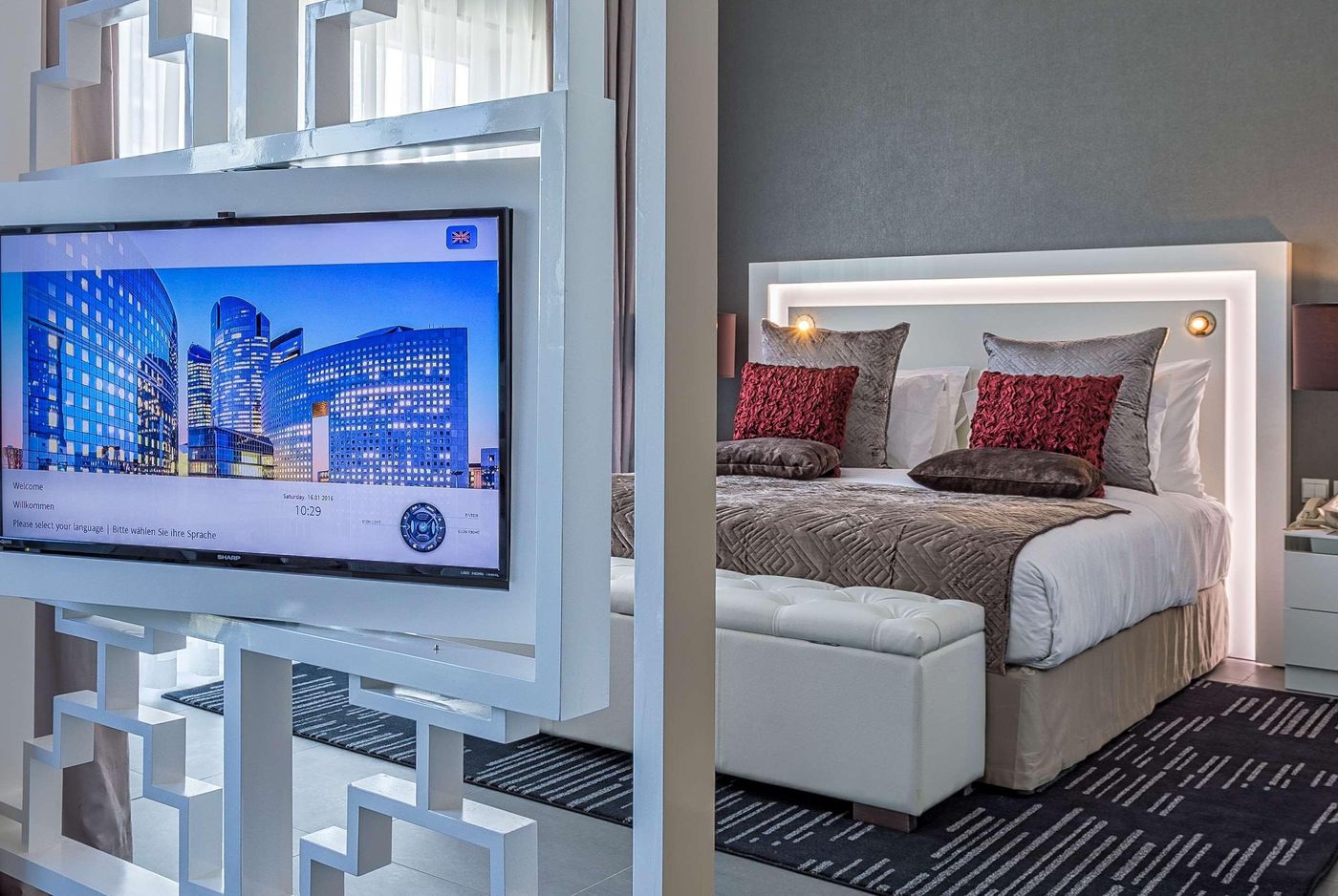 Wyndham-Dubai-Marina-Room-35