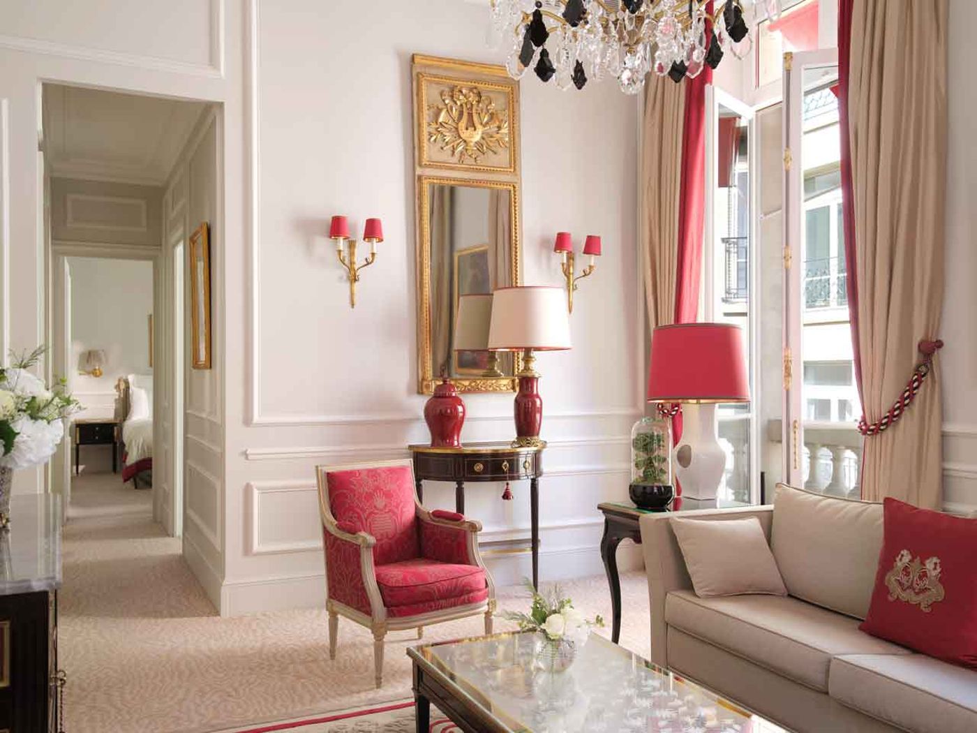 Hotel-Plaza-Athenee-Room-22