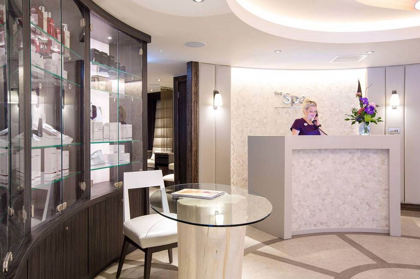 L-Horizon-Beach-Hotel---Spa-Sports-and-Entertainment-4