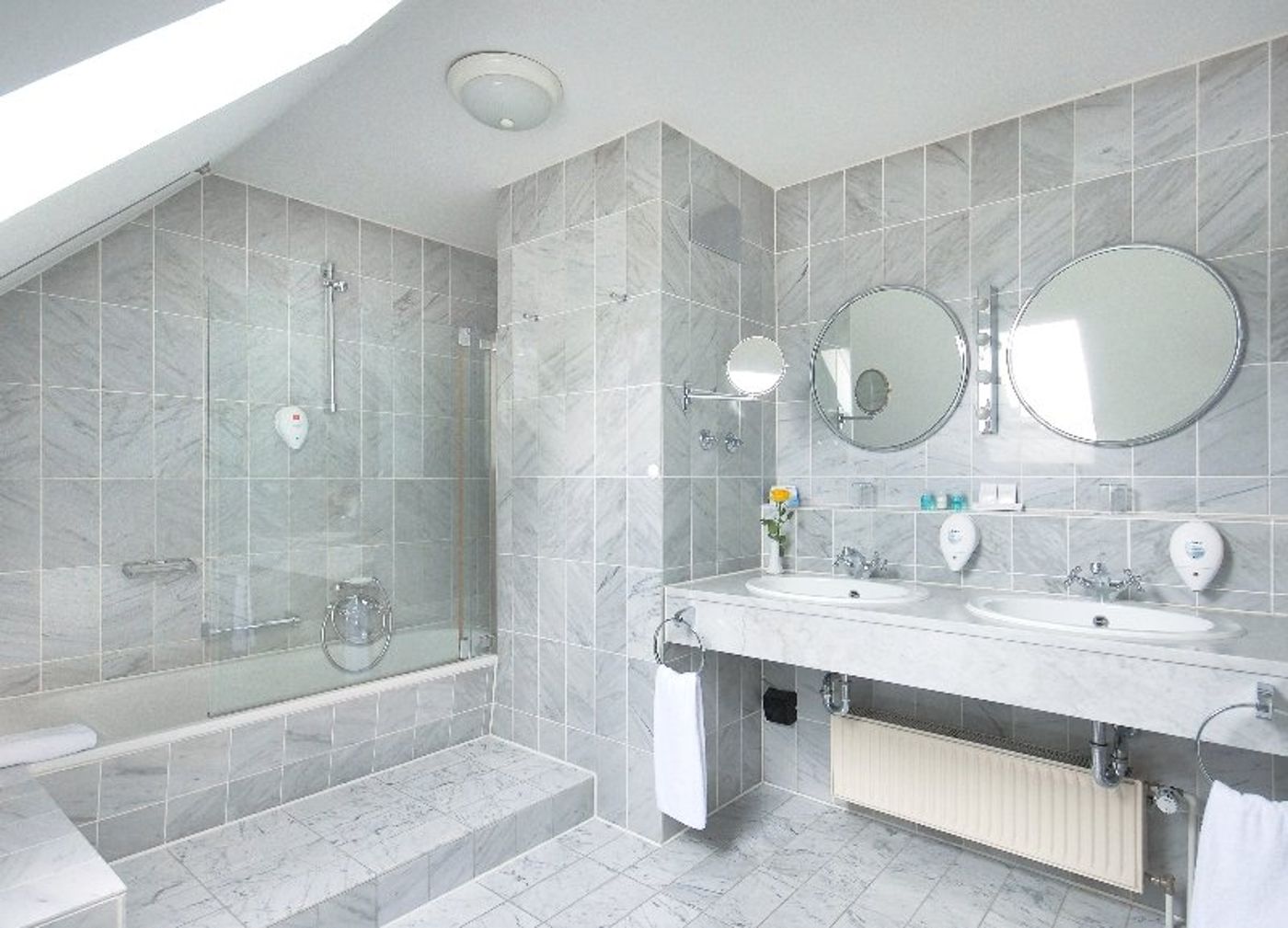 Relexa Waldhotel Schatten-Germany-STUTTGART-Room-9