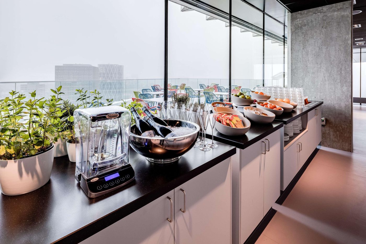 Nhow-Amsterdam-Restaurant-24