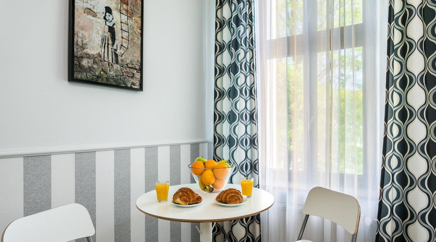 Old-Town-Residence-BIS-Room-32