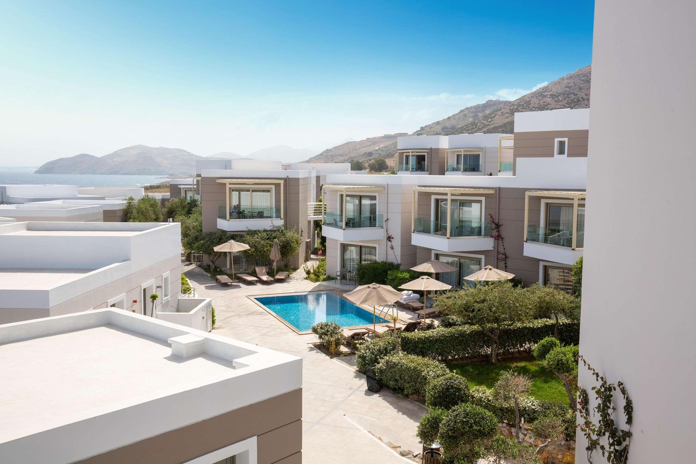 The-Royal-Blue-General-view-2