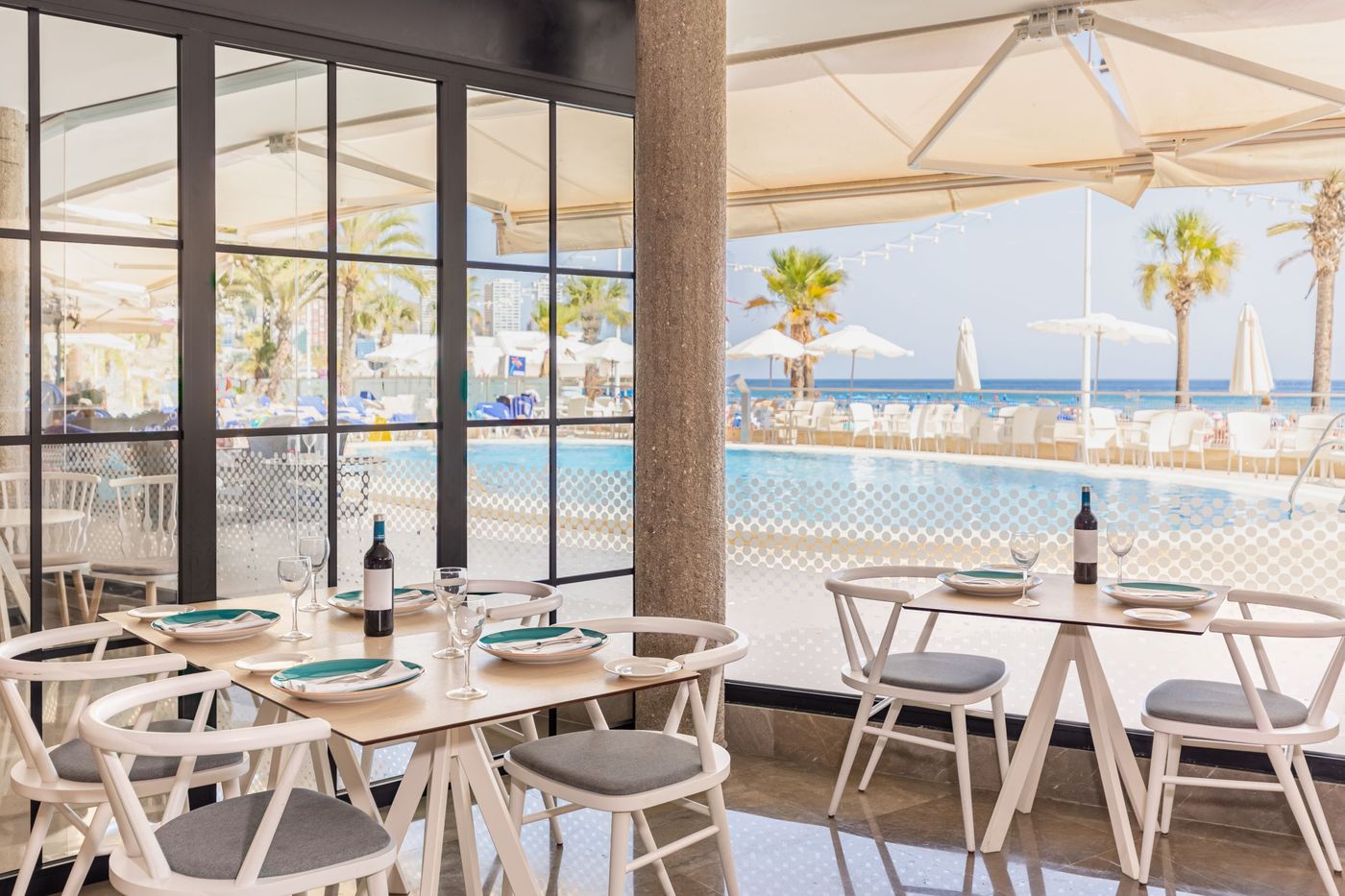 HOTEL-CIMBEL-Restaurant-5