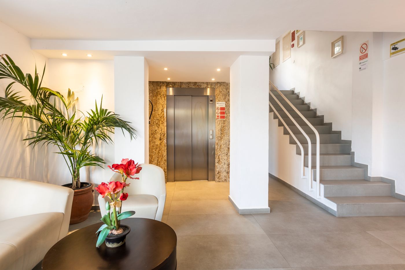 Casita Blanca Apartments - Adults Only