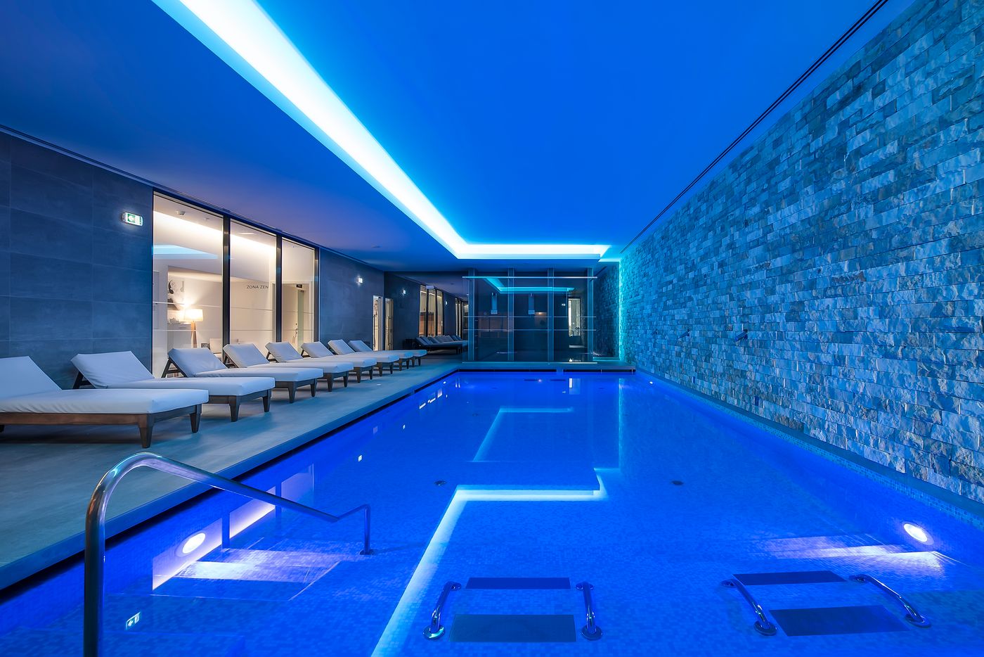 Jupiter Marina - Adults Only