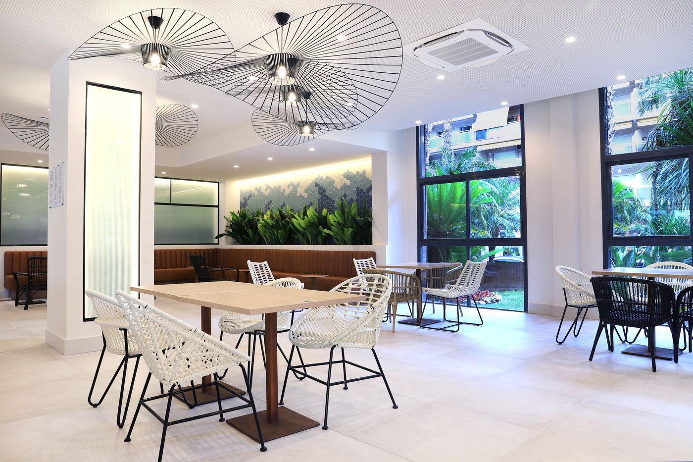 Eurosalou---Spa-Bar-19