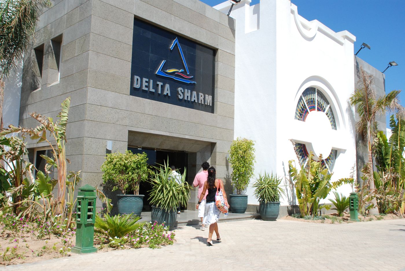 Delta-Sharm-Resort-Lobby-36