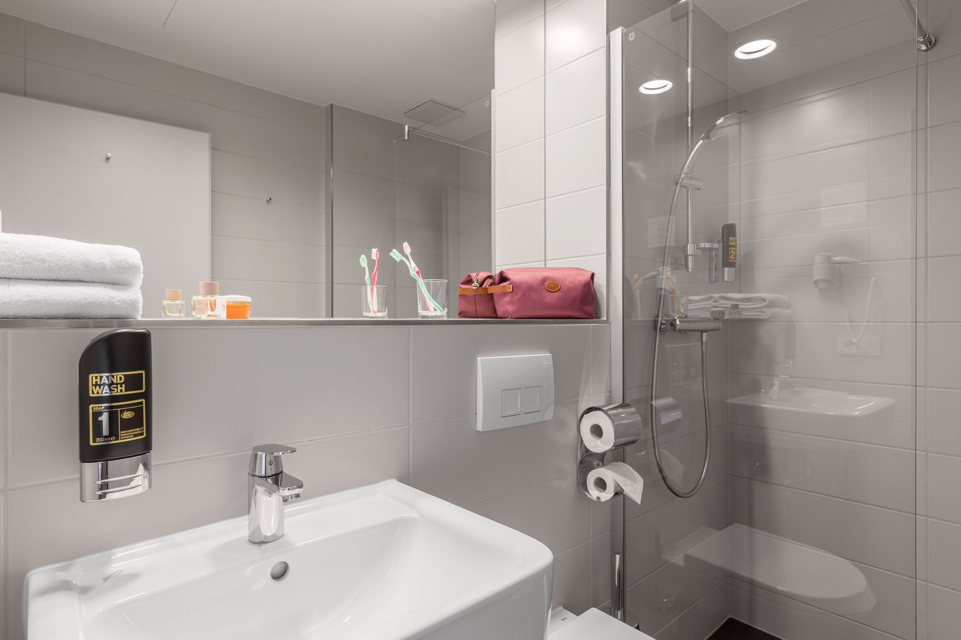 Serways Hotel Weiskirchen - Germany - RODGAU - Room - 8