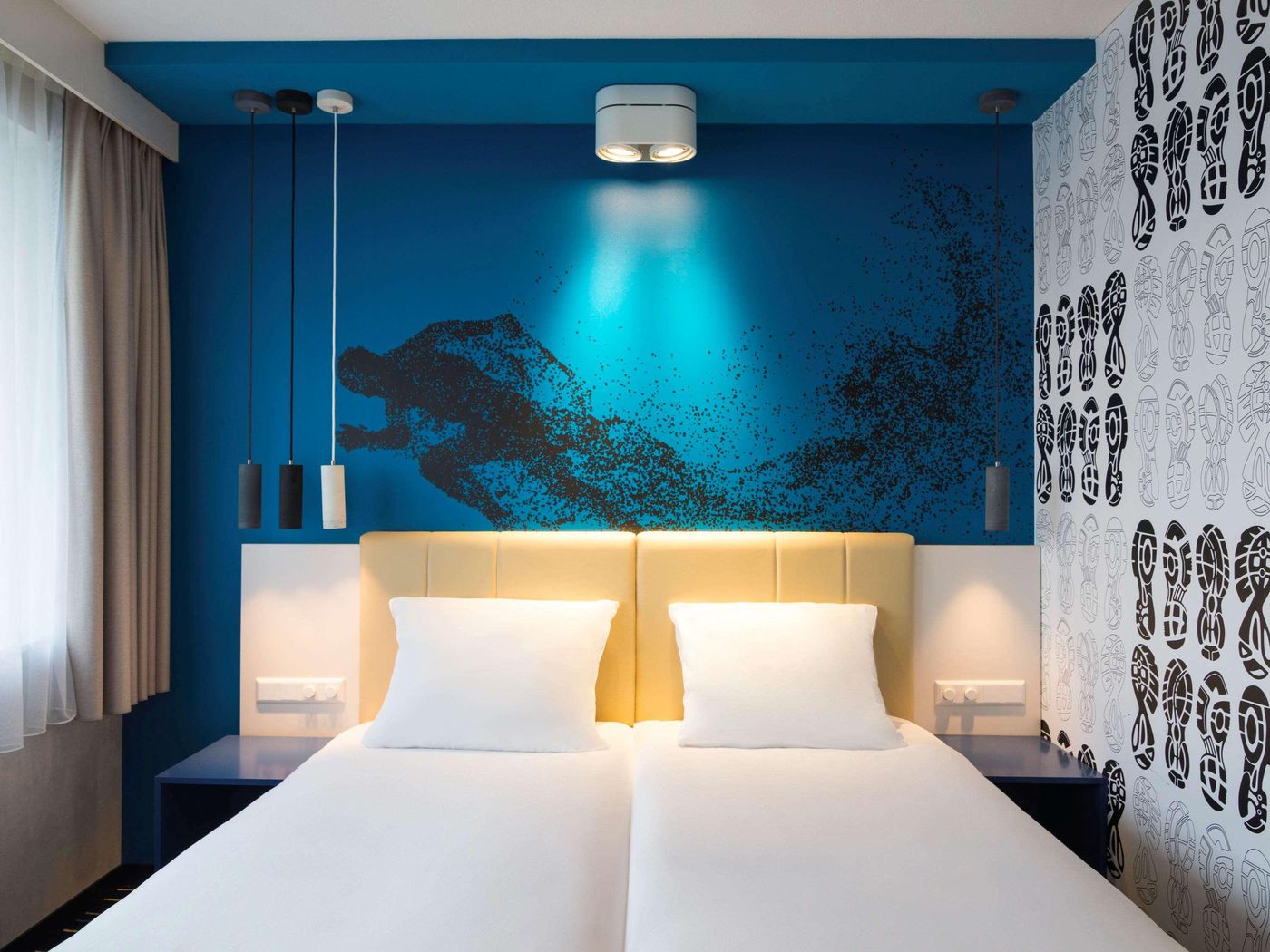 ibis-Styles-Haarlem-City-Room-32