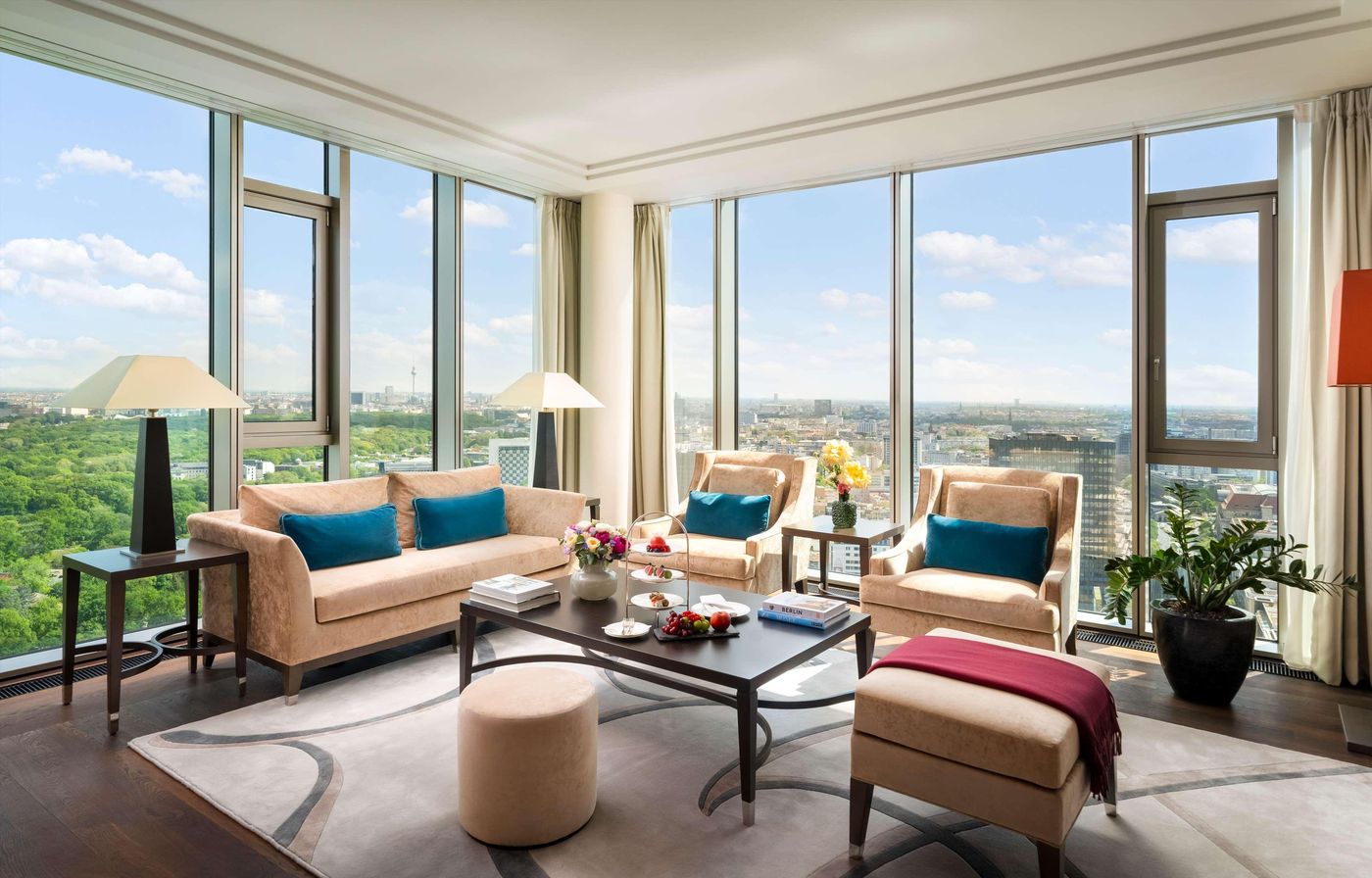 Waldorf-Astoria-Berlin-Room-53