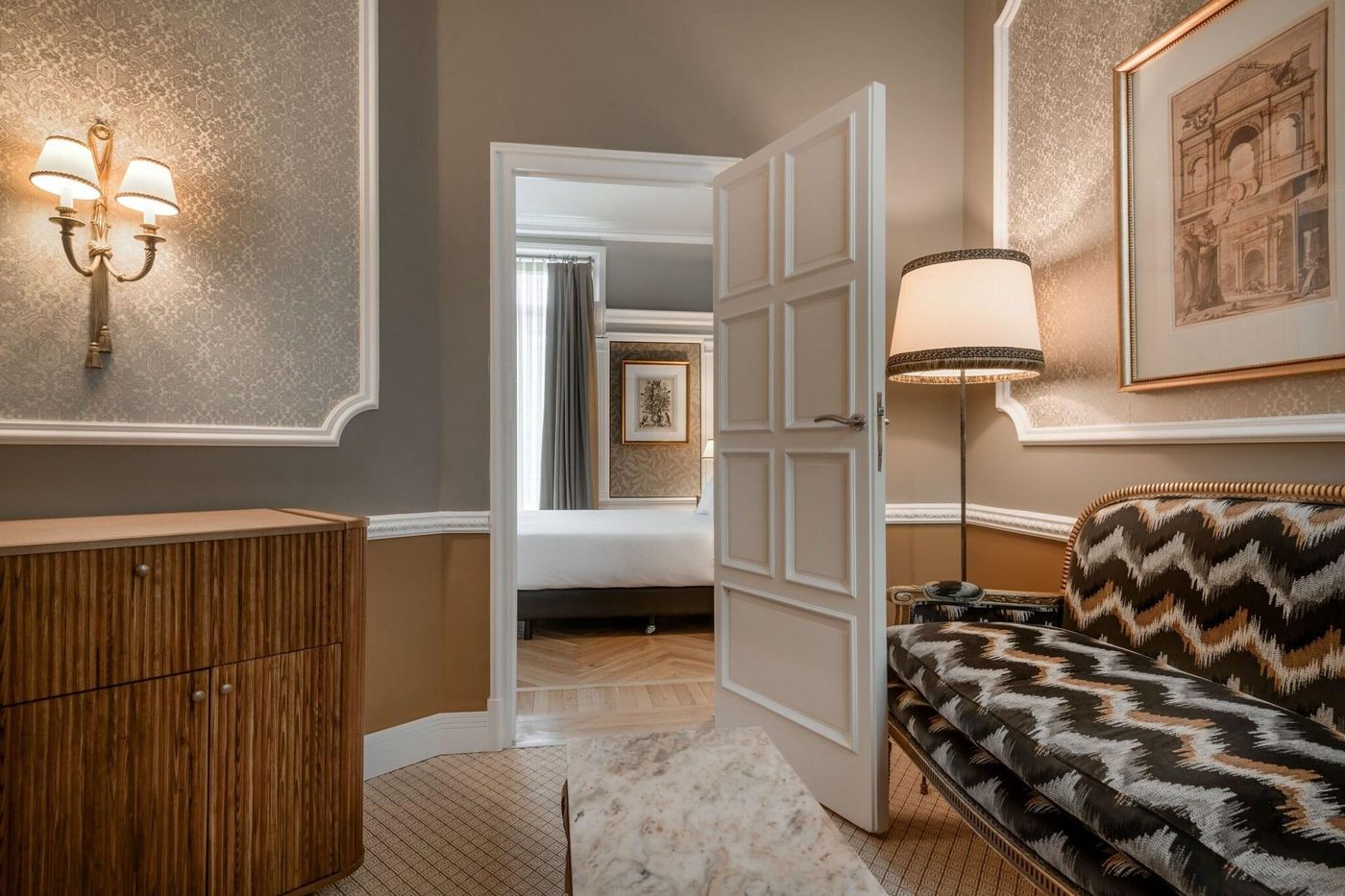 AC-Hotel-Palacio-del-Retiro-Autograph-Collection-Room-10