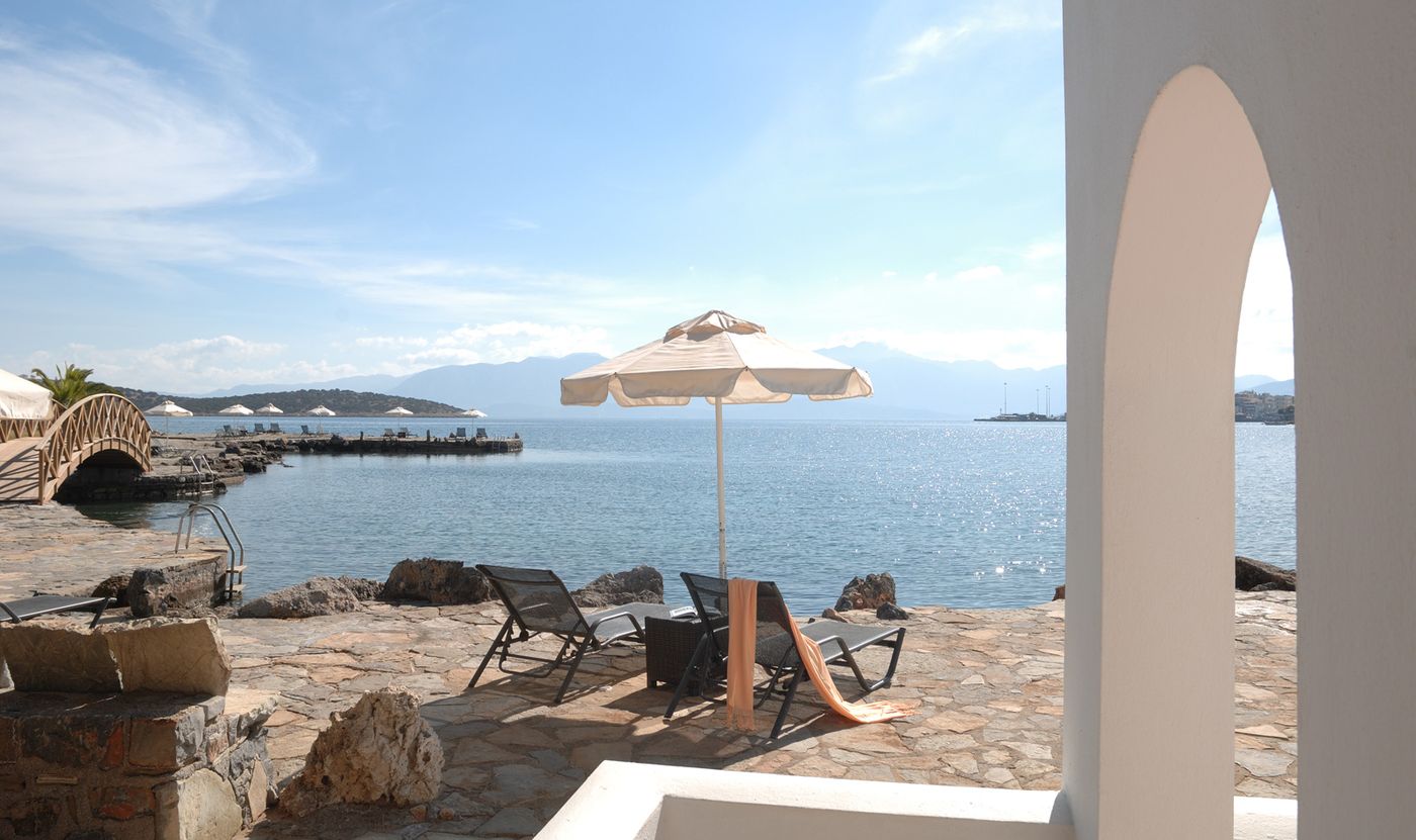 Minos Beach Art Hotel