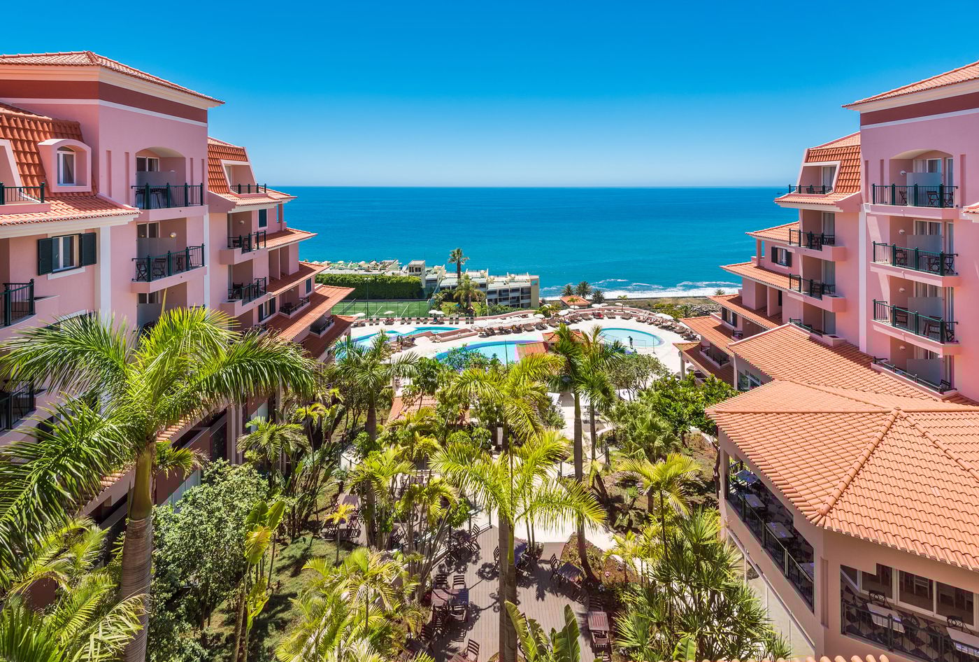 Pestana-Royal-Premium-Ocean---Spa-Resort-General-view-5