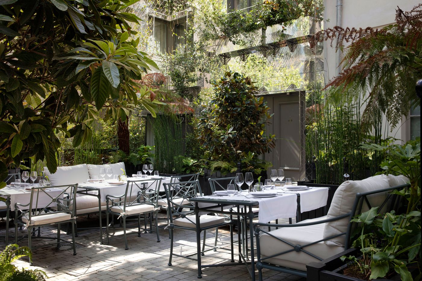 Les-Jardins-Du-Faubourg-Restaurant-36