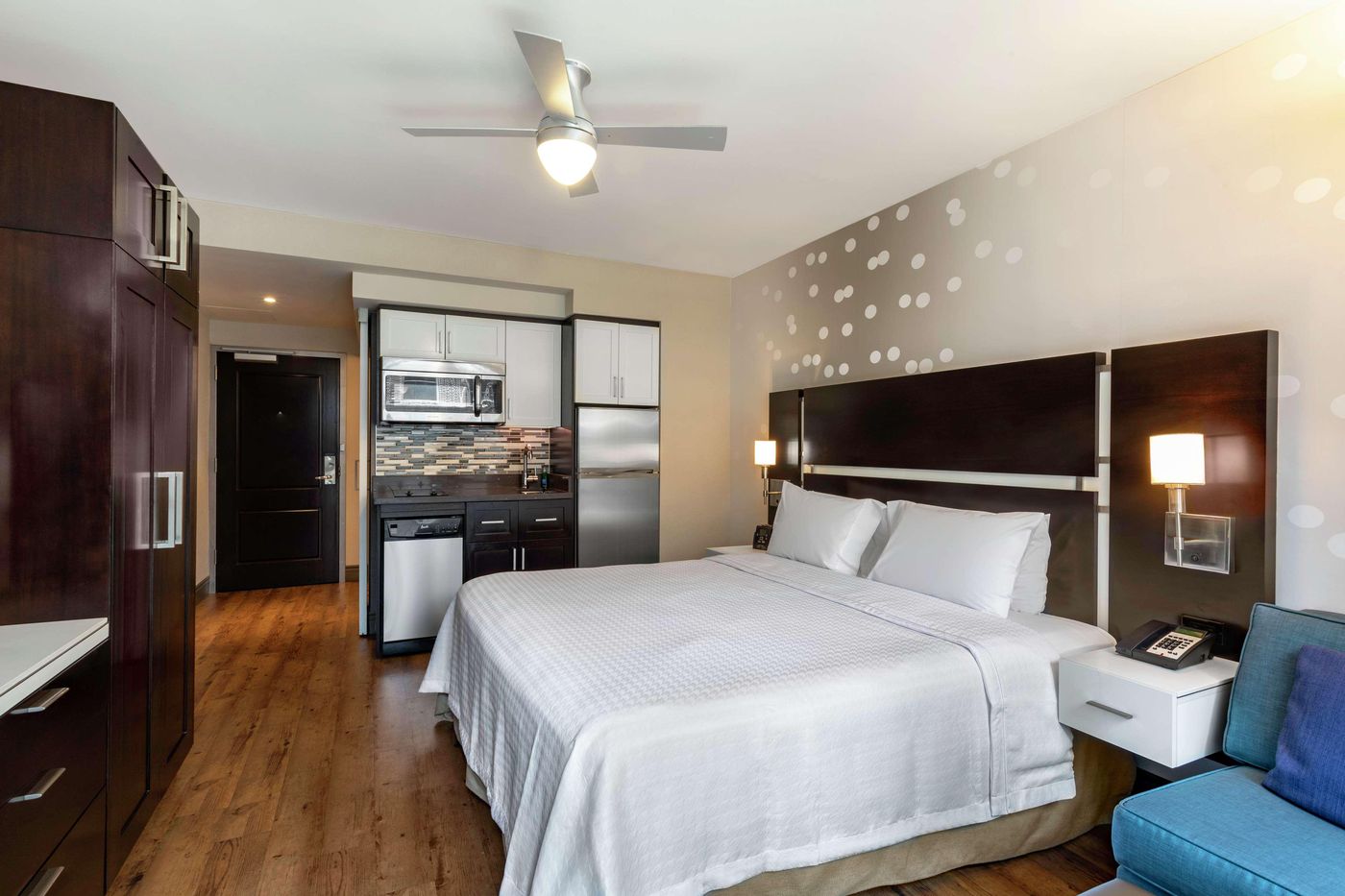 Homewood-Suites-by-Hilton-New-York-Midtown-Manhatt-Room-25