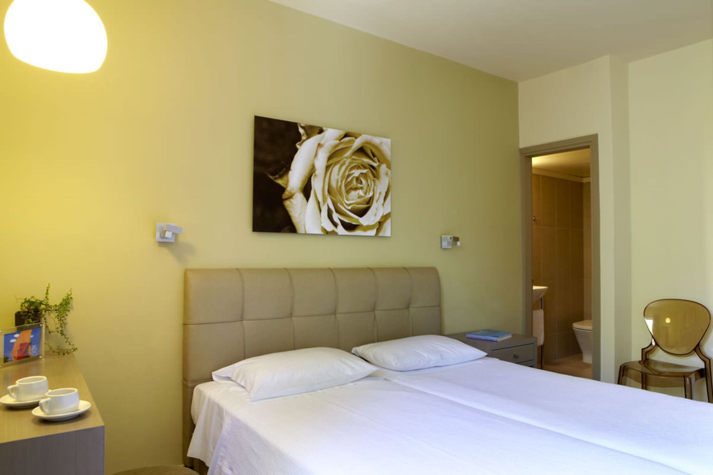 Mouikis-Hotel-Room-24