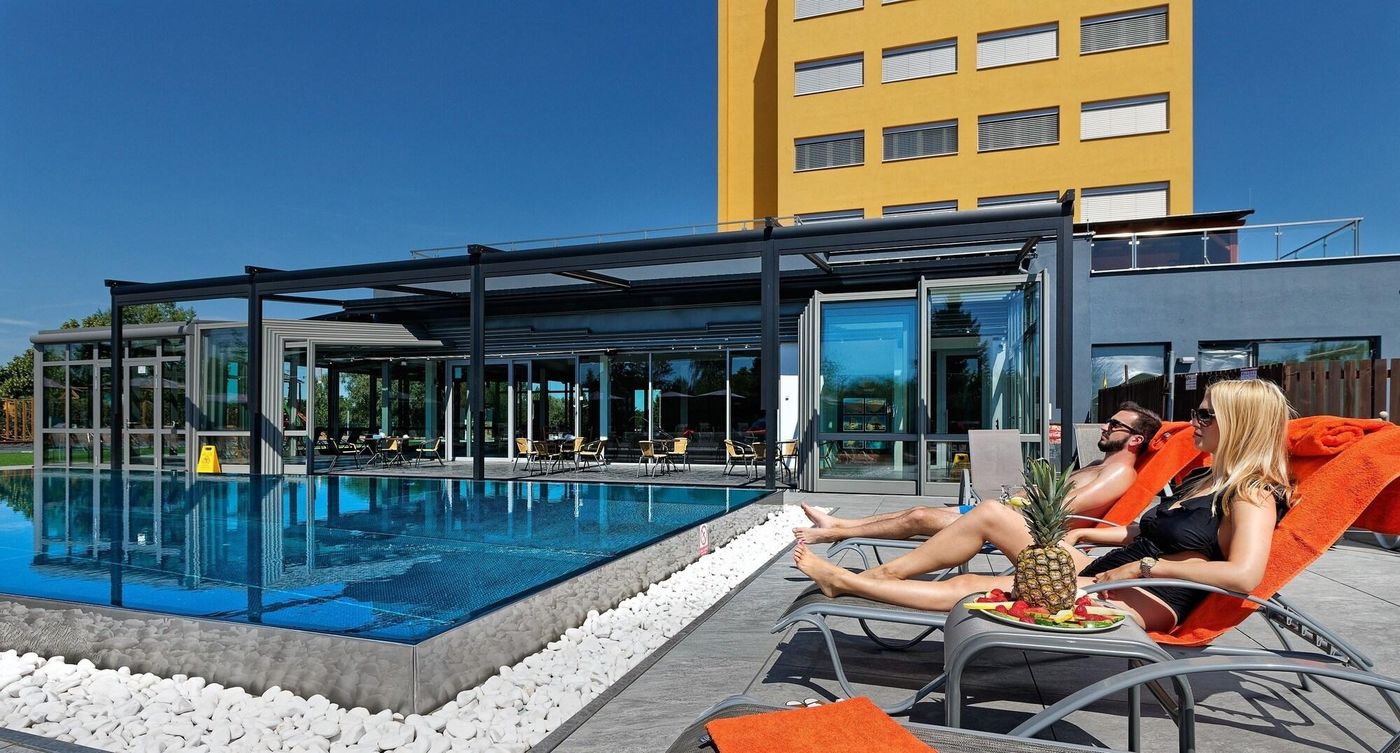 Hotel-Aura-Sports-and-Entertainment-64