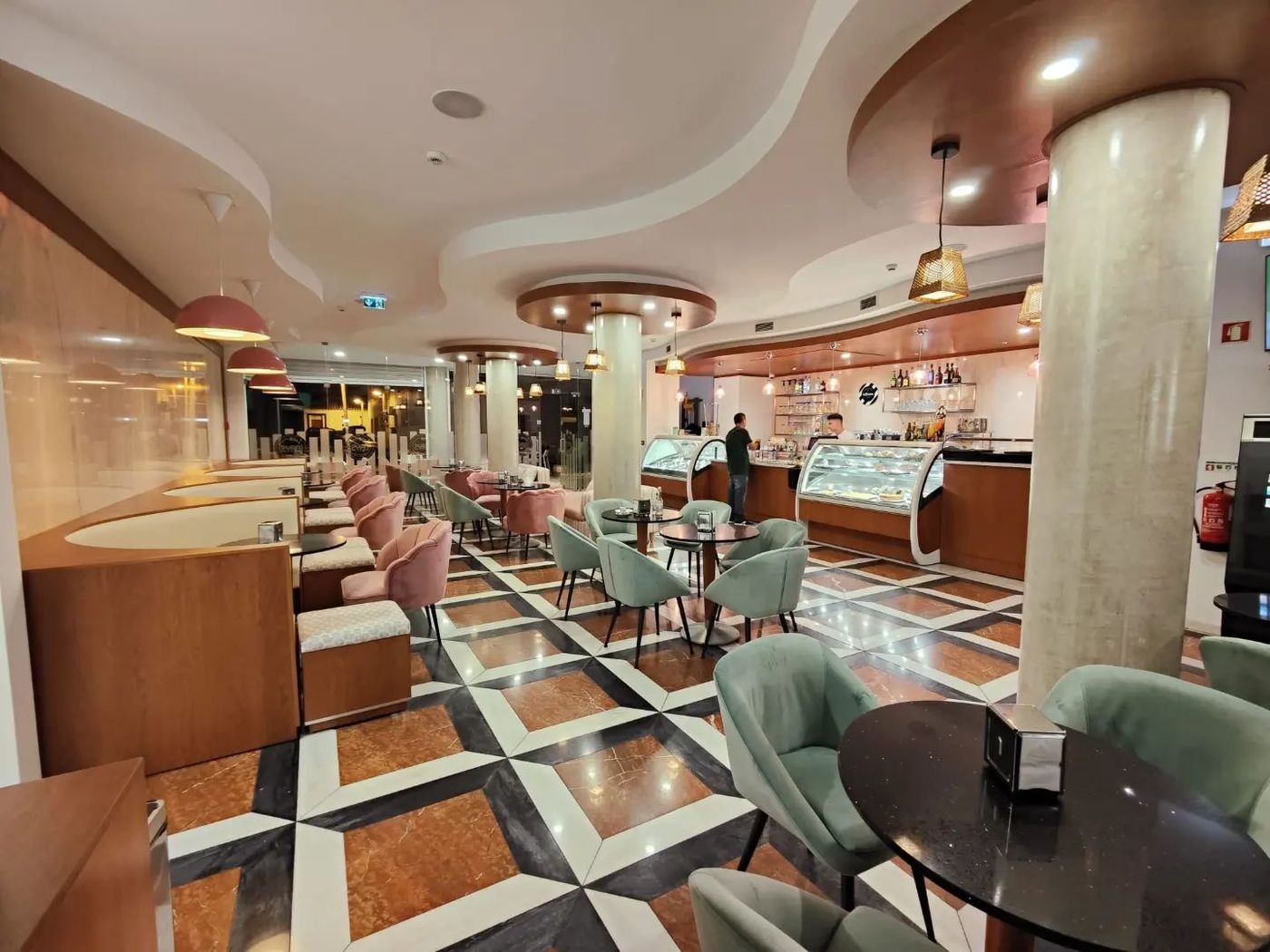 Lazy-Days---Adults-Only---Duna-Parque-Group-Bar-12