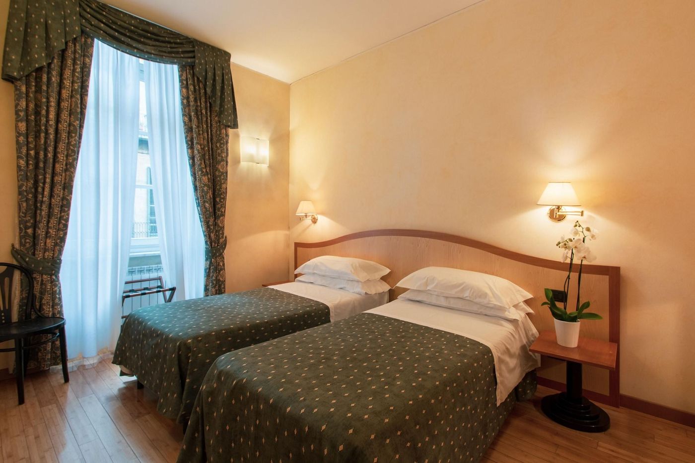 Hotel Bologna - Italy - Turin - Room - 7