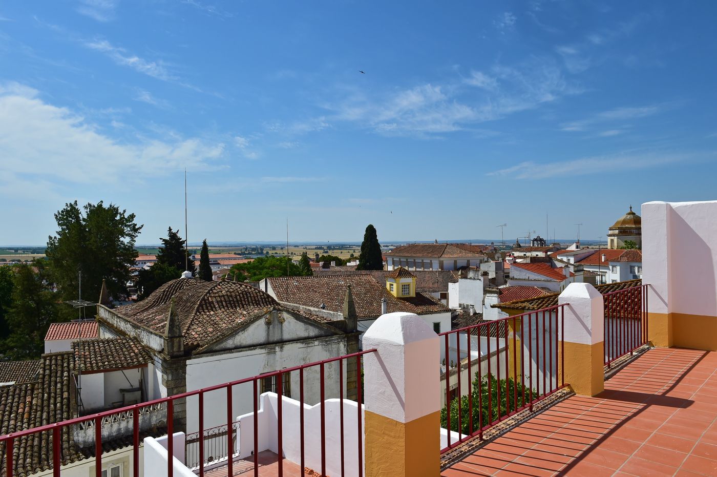 The-Noble-House-by-Unlock-Hotels-Terrace-3