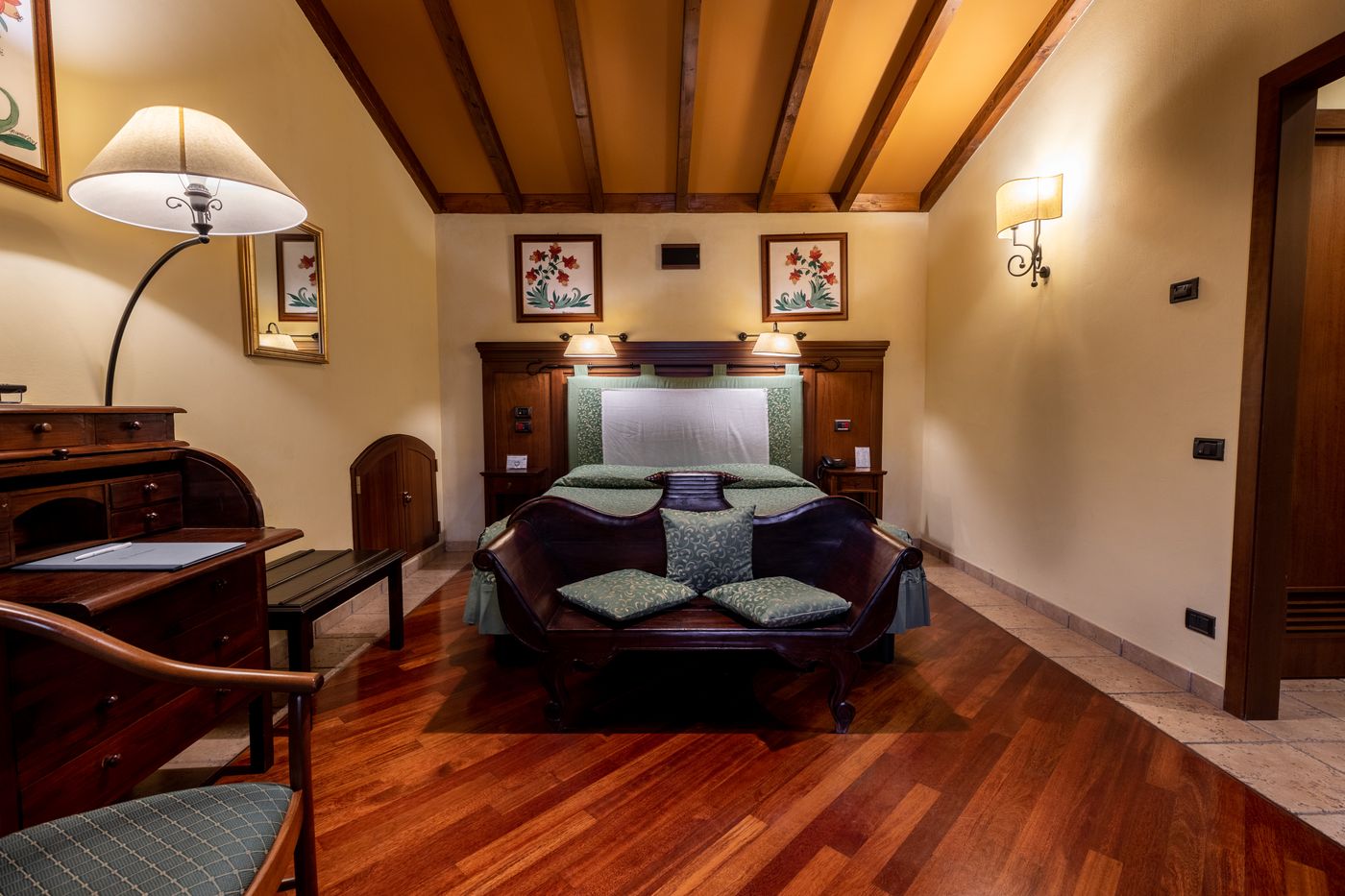 Relais-Abbazia-Santa-Anastasia-Room-17