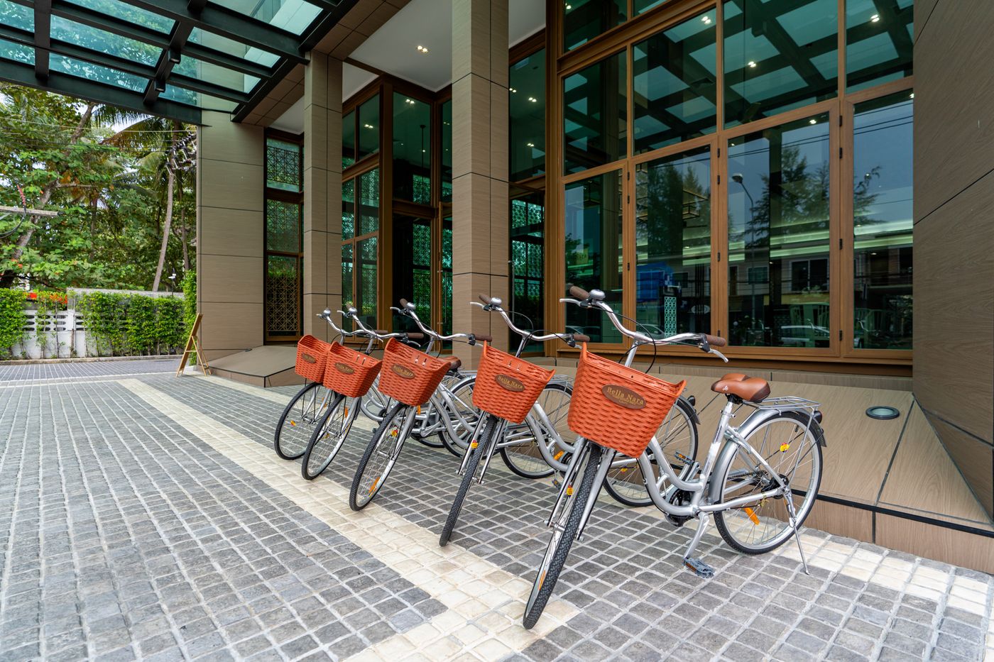 Bella-Nara-Phuket-Naiyang-Beach-Lobby-18