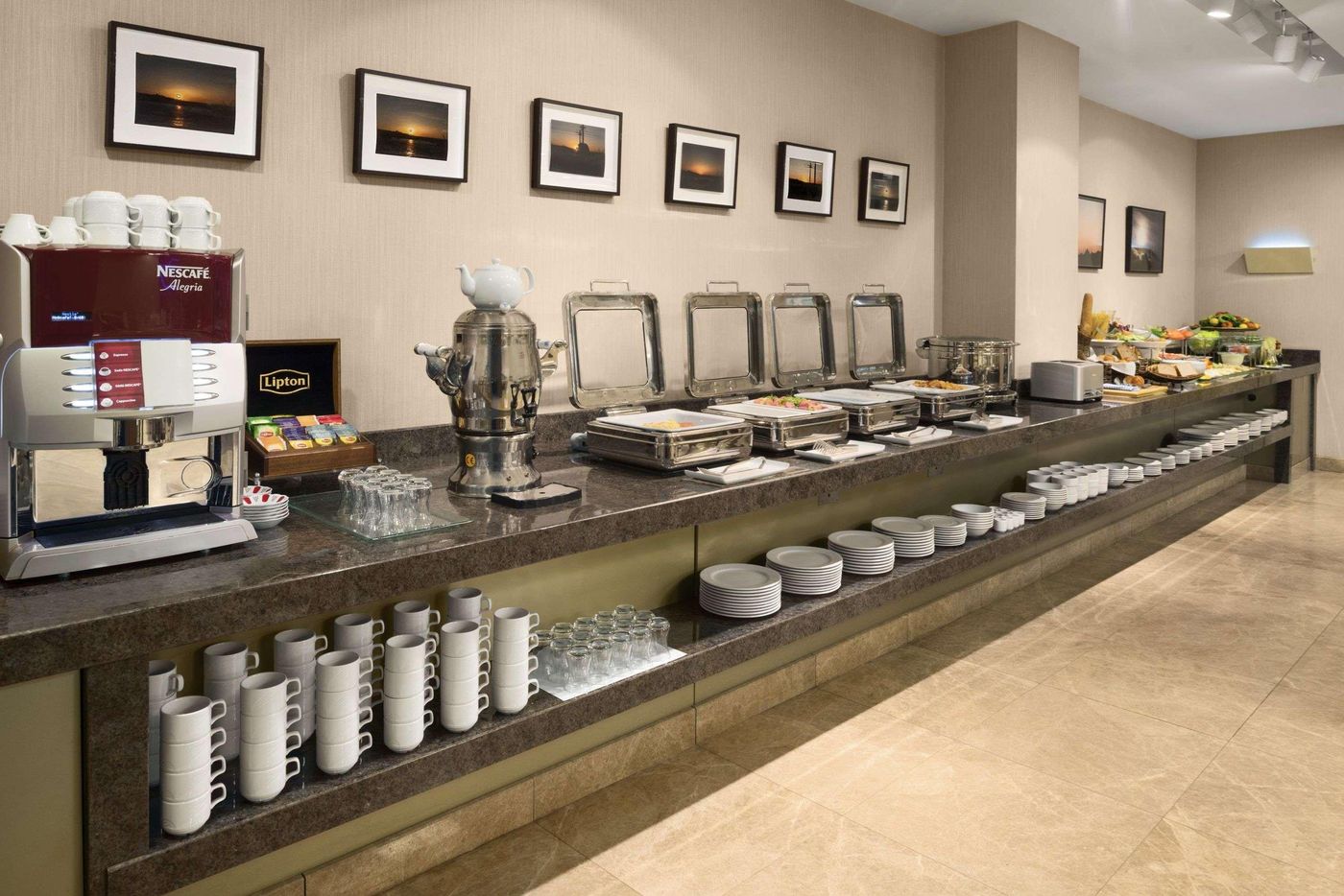 Ramada-Istanbul-Taksim-Restaurant-30