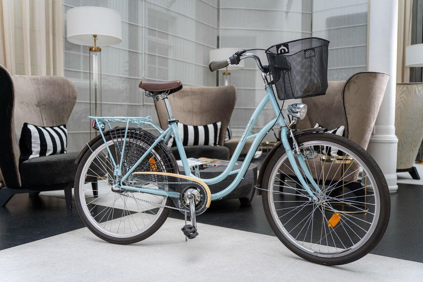 H15-Boutique-Sports-and-Entertainment-12