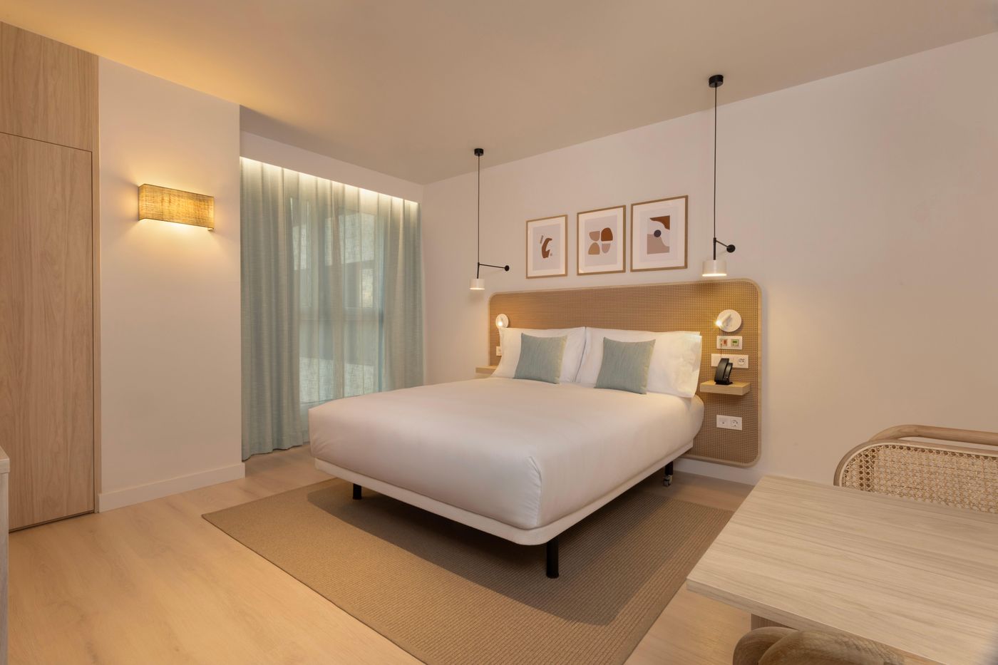 Staybridge-Suites-Malaga-Room-7